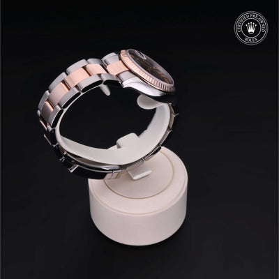 Rolex Certified Pre-owned Lady Datejust M278271-0003 front on black background