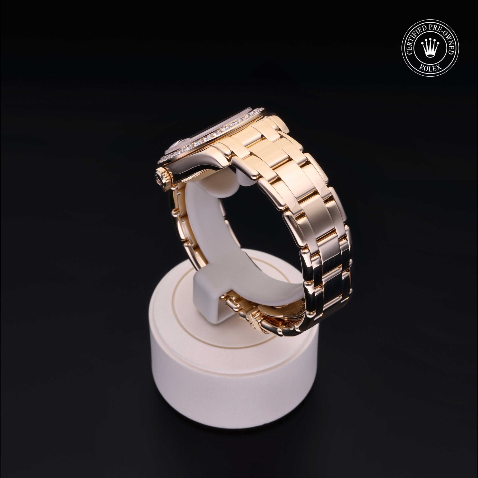 Rolex Certified Pre-owned Lady Datejust Pearlmaster M81298-0017 front on black background