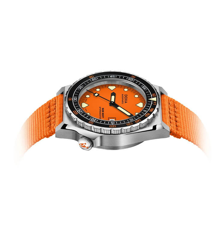 SUB 600T Professional Side