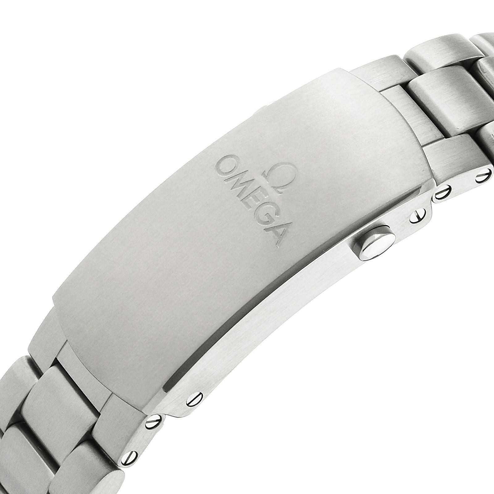 Close-up of the stainless steel clasp on the OMEGA Seamaster Planet Ocean 600M, featuring the engraved OMEGA logo on brushed metal—a testament to the collection’s heritage and meticulous craftsmanship.