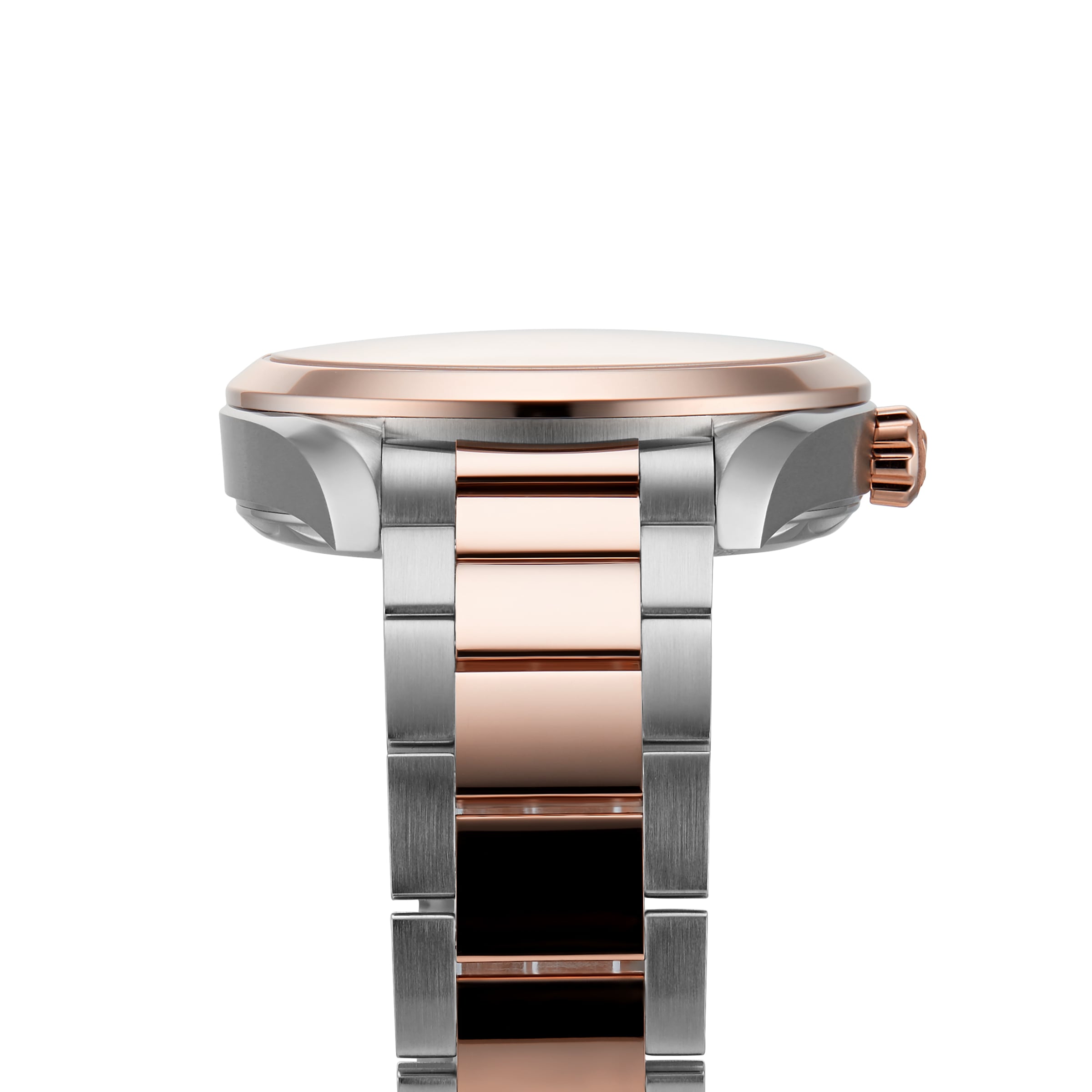 Side view of the OMEGA Seamaster Aqua Terra 150M, featuring a Sedna™ gold bezel and crown, and a metal bracelet with alternating rose gold and silver links.