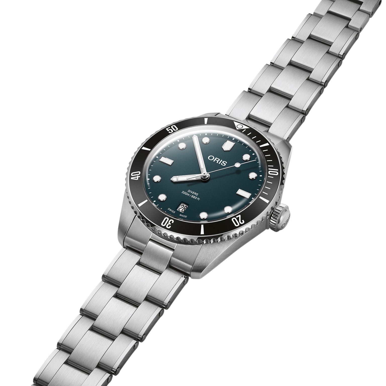 The Oris Divers Date watch, crafted in stainless steel with automatic movement, features a blue dial, rotating bezel, and date display, displayed at an angle on a white background.