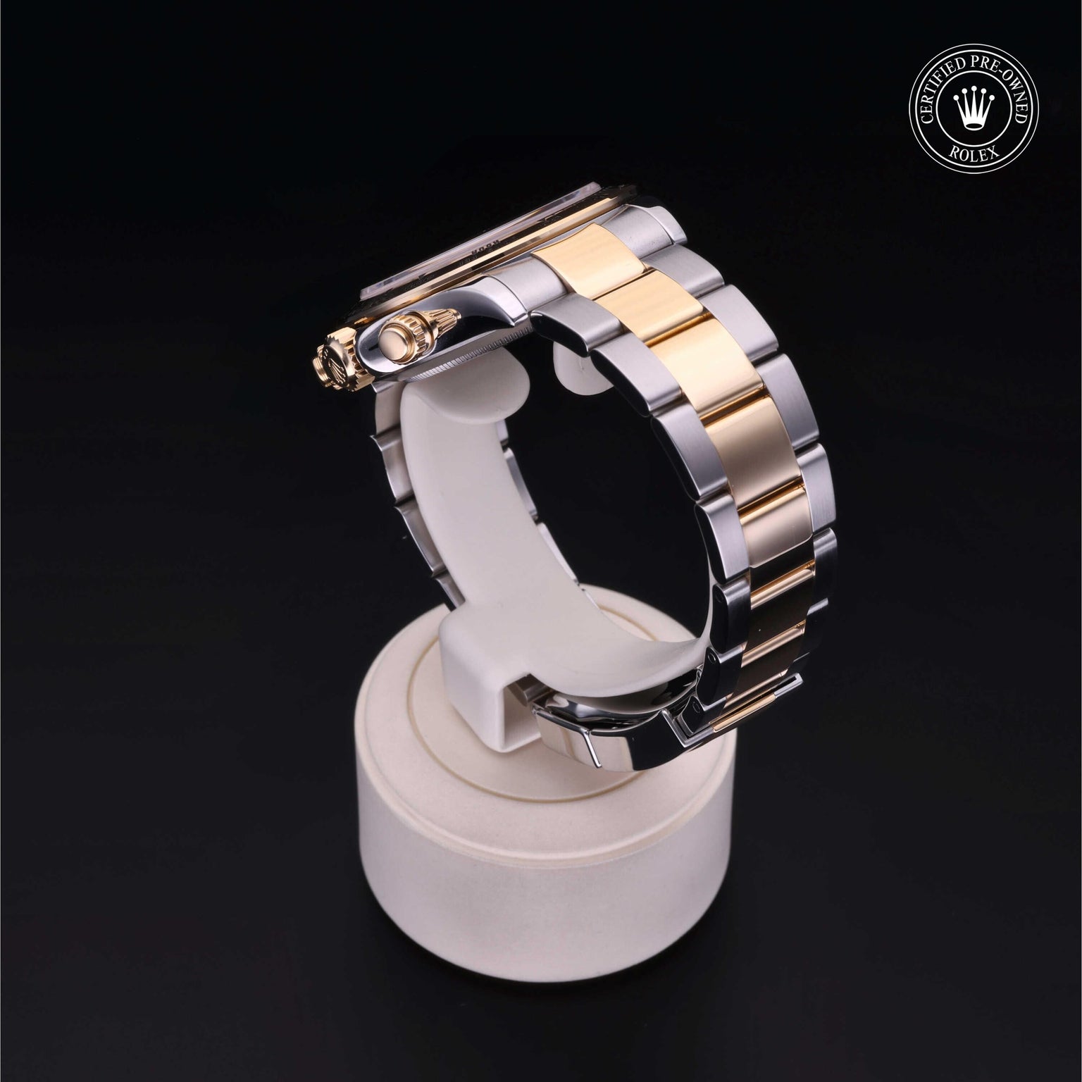 Rolex Certified Pre-owned Daytona M116503-0004 front on black background