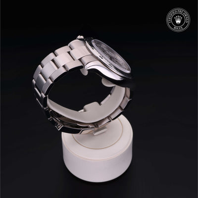 Rolex Certified Pre-owned Daytona M116509-0025 front on black background