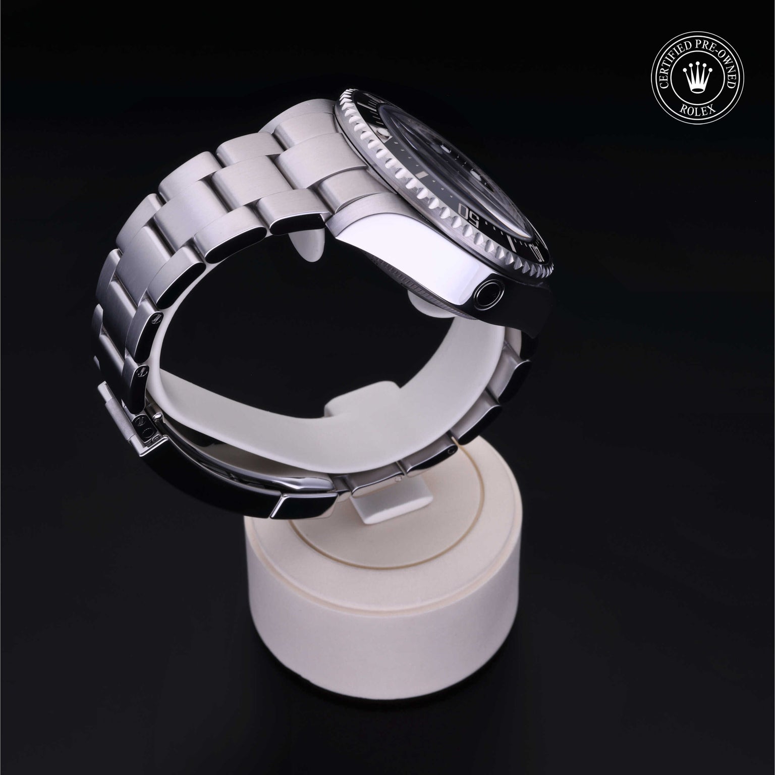 Rolex Certified Pre-owned Sea-Dweller M116660-0001 front on black background