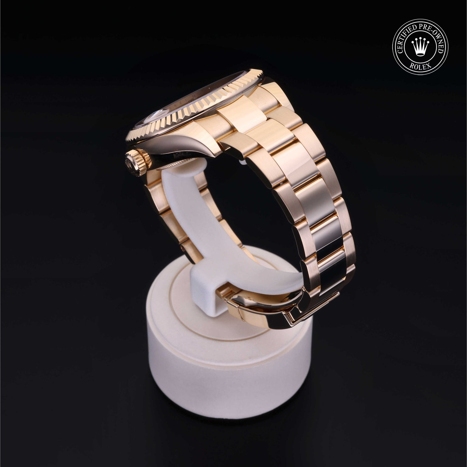 Rolex Certified Pre-owned Sky-Dweller M326938-0003 front on black background