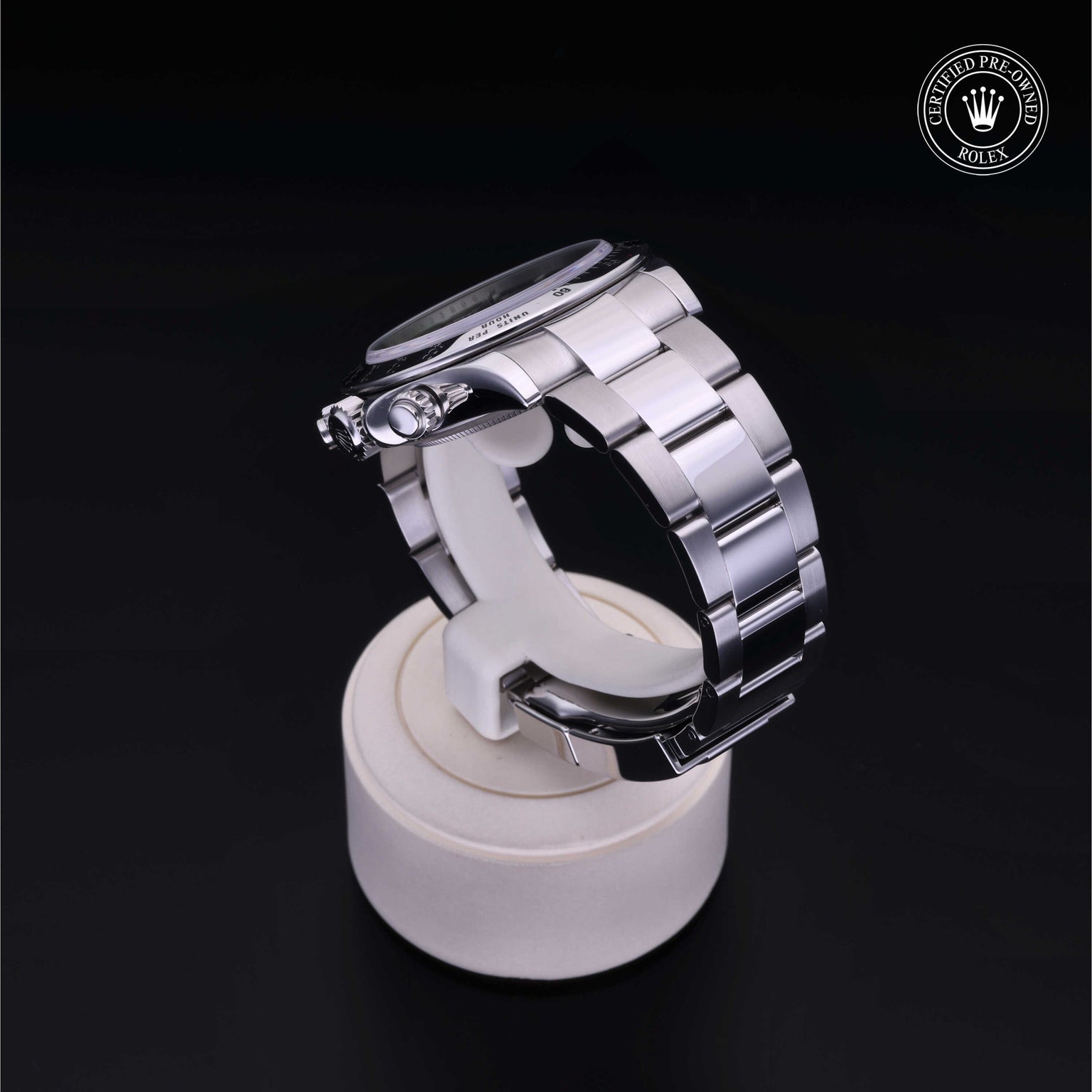 Rolex Certified Pre-owned Daytona M116520-0015 front on black background