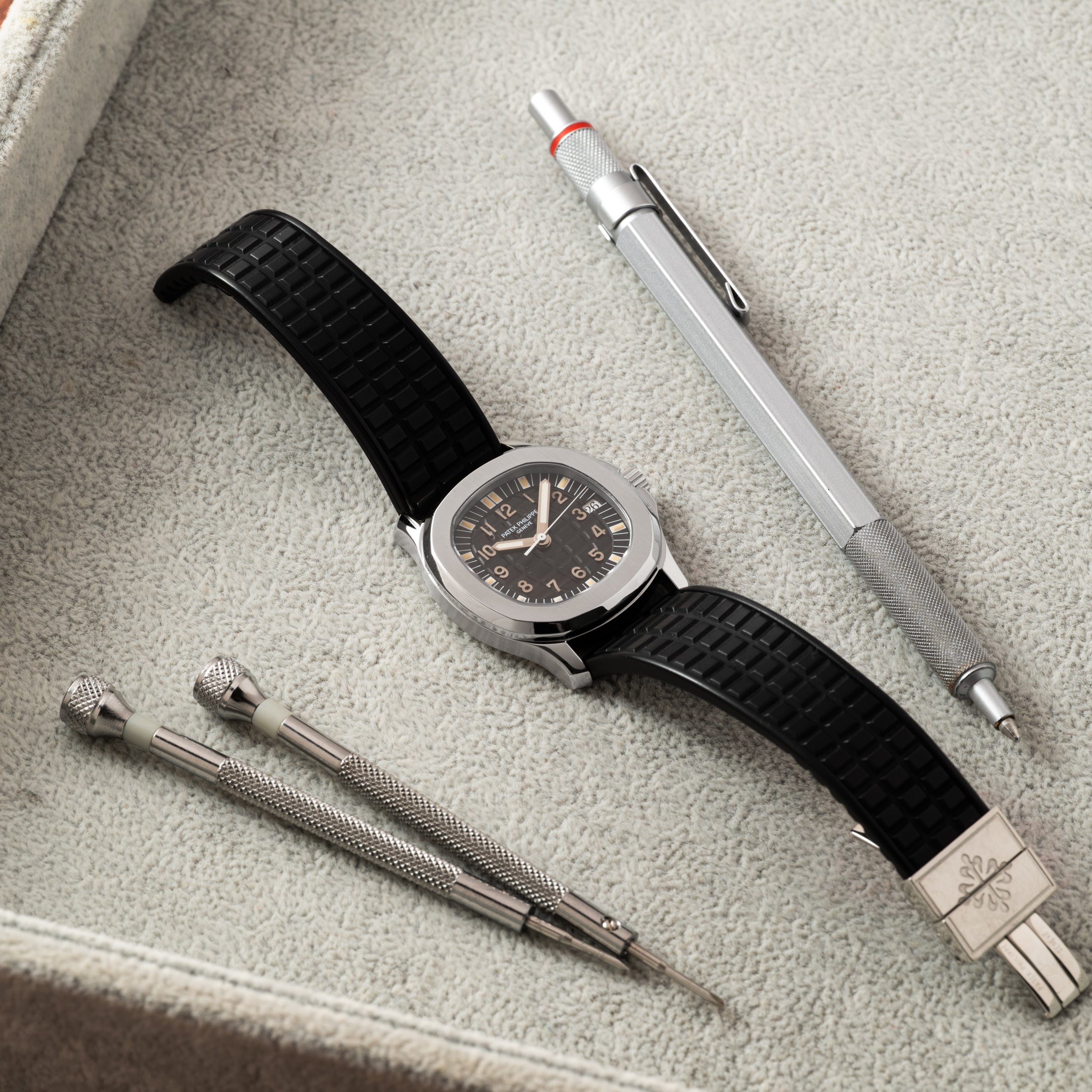 Patek Philippe Aquanaut 'First Reference' - Image 6