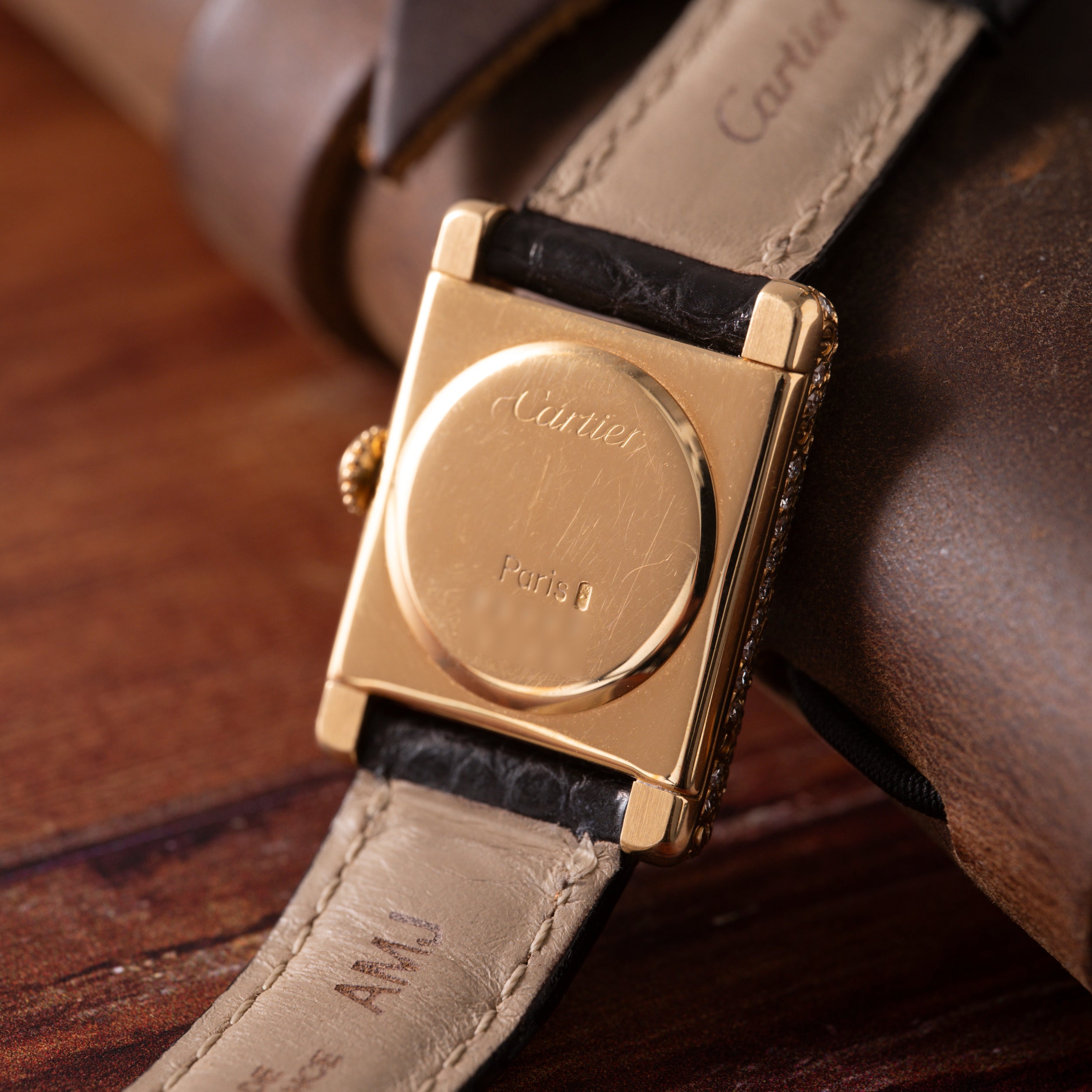 Cartier Tank ‘Onyx and Coral’ - Image 7