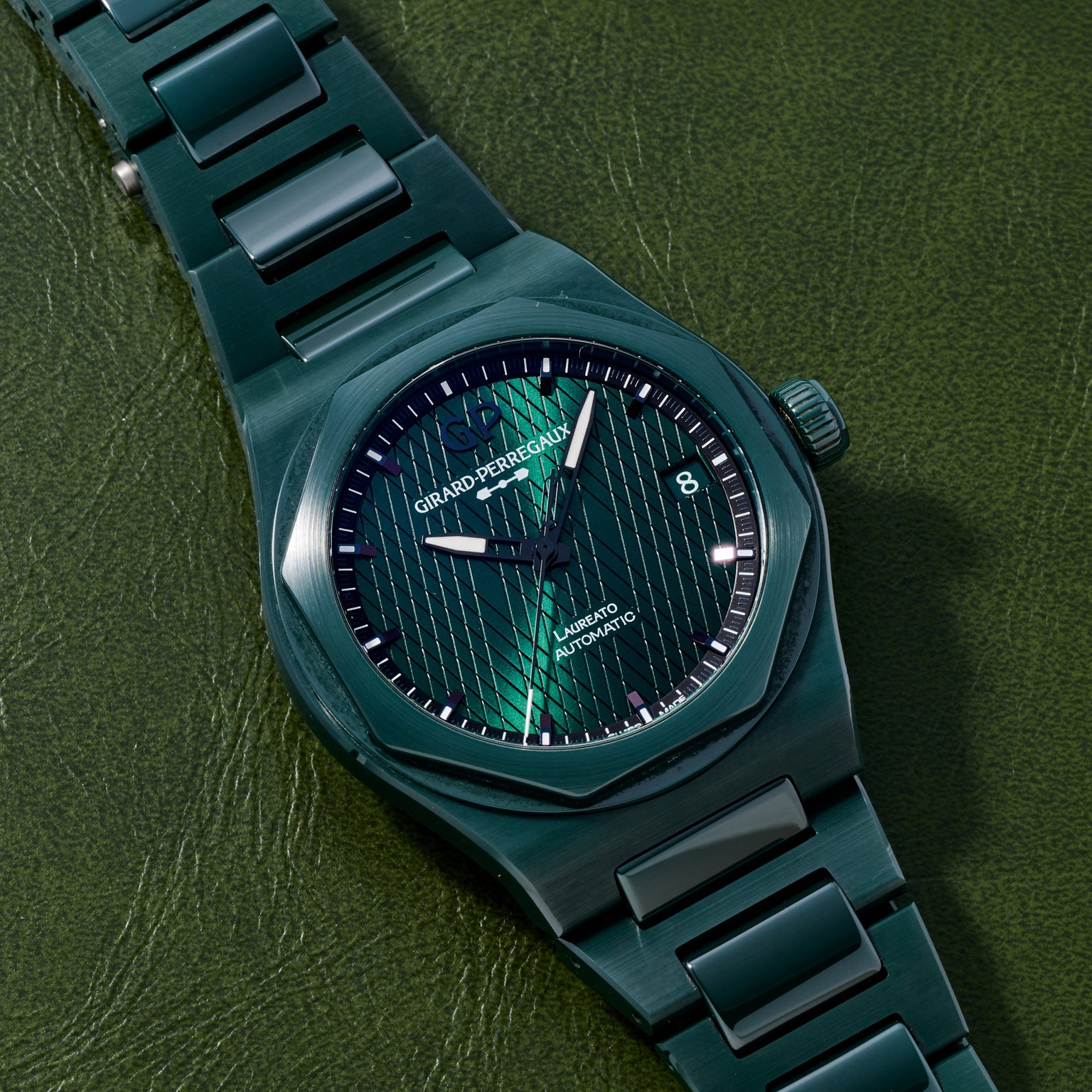 Girard-Perregaux Laureato 42mm 'Aston Martin' Edition