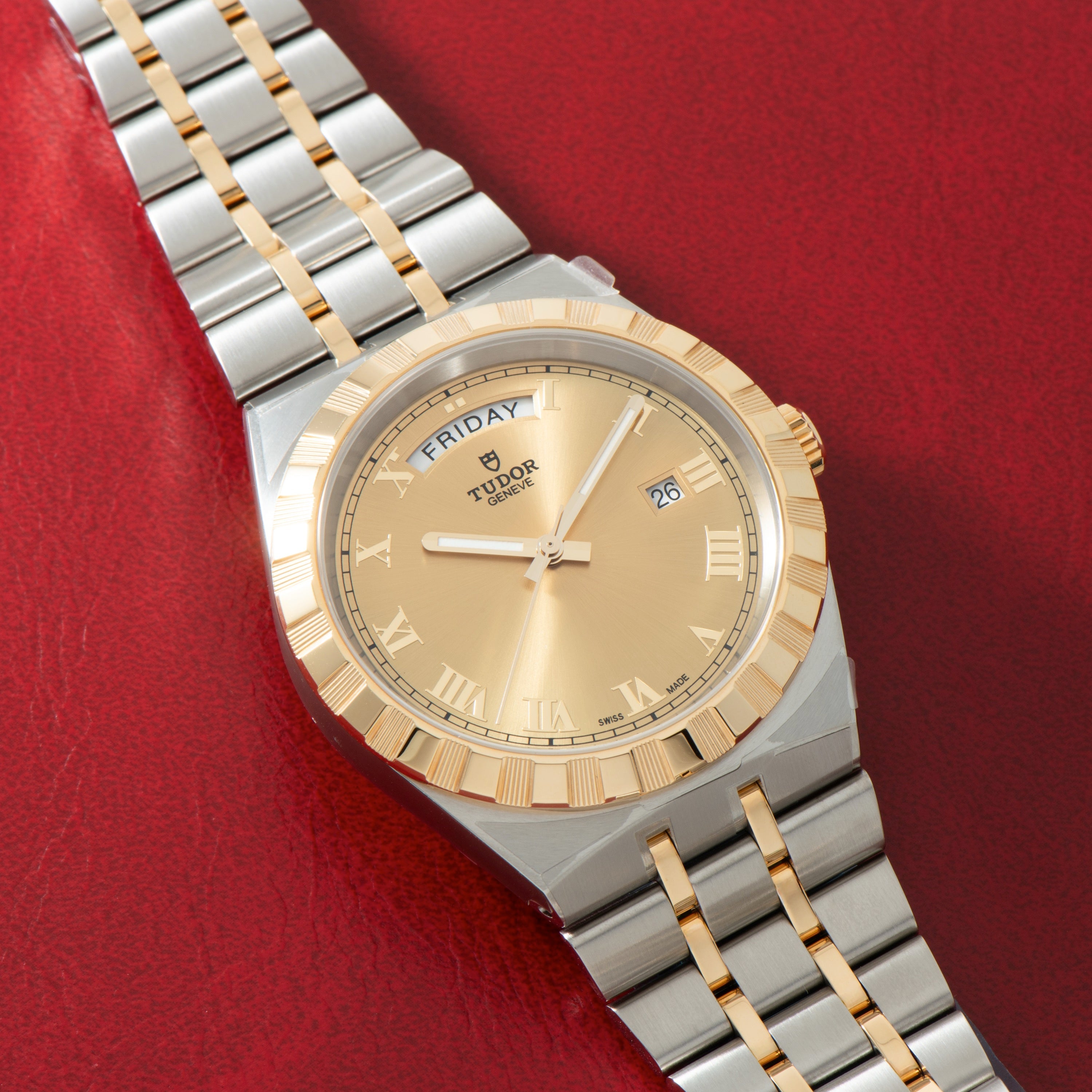 Royal | 41mm, Steel & Gold, Champagne Dial