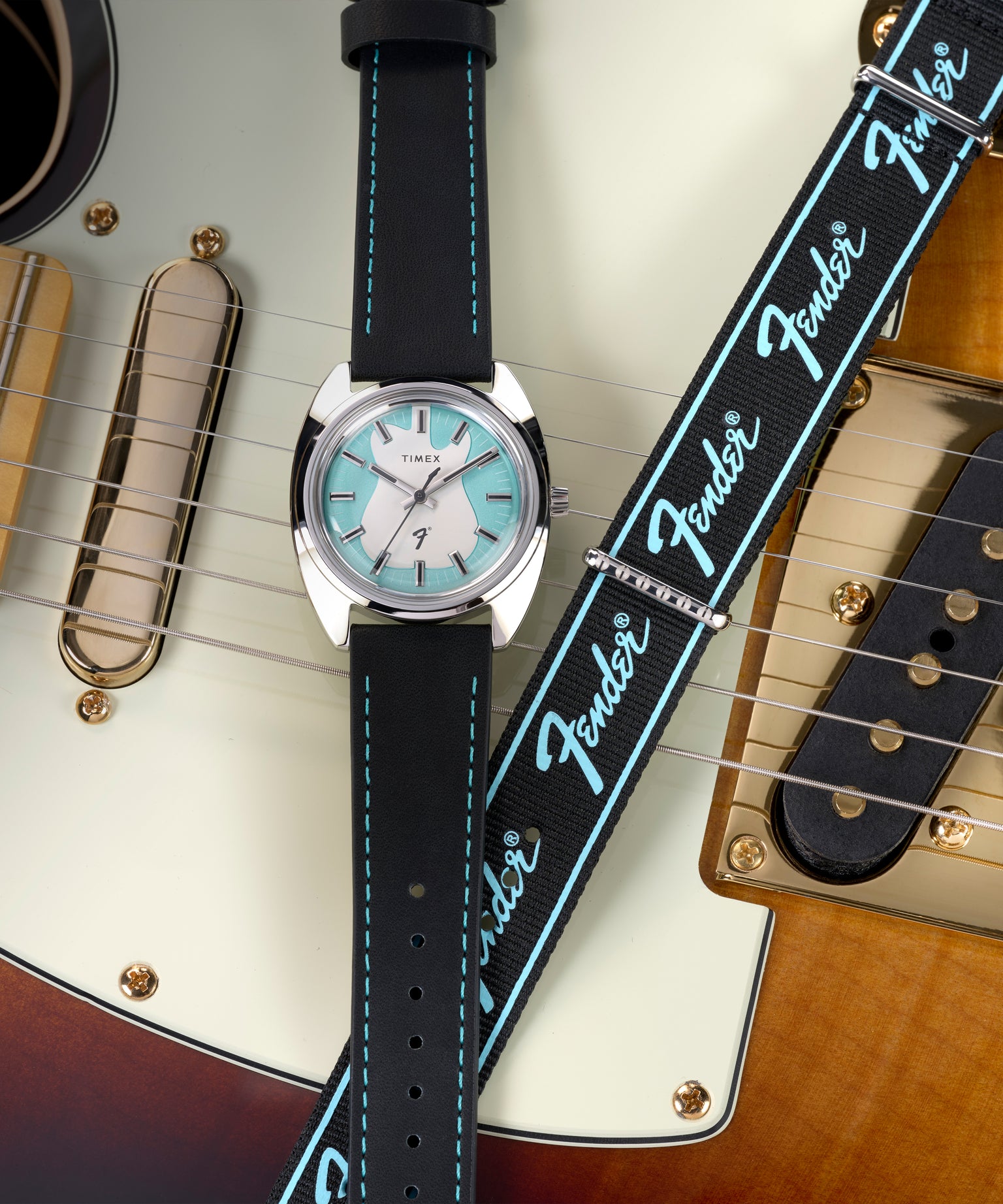 Fender x Timex Giftset | 37mm, Steel, Leather, Blue Dial